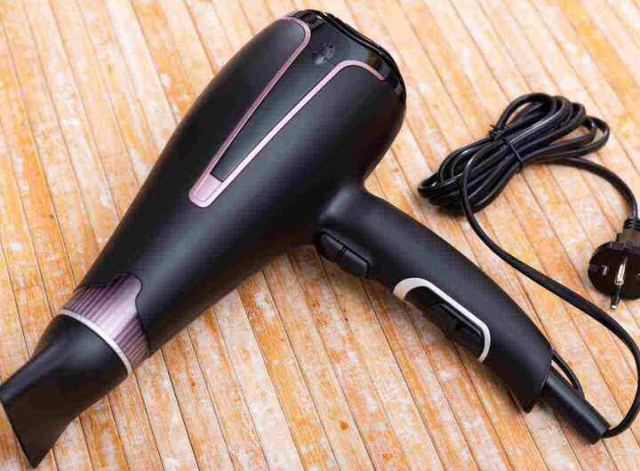 Il phon non serve solo ai capelli: usalo così e dici addio all’umidità, tutti i dettagli