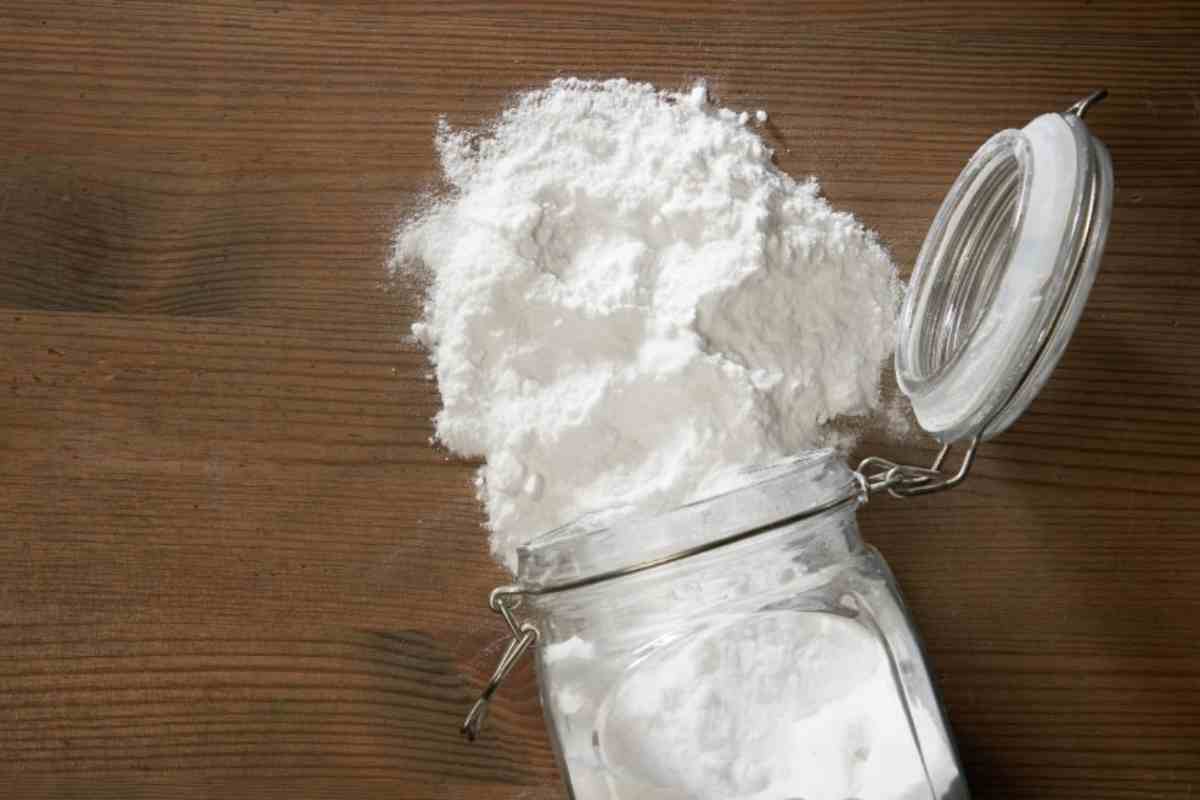 Bicarbonato di sodio, pulizia forno