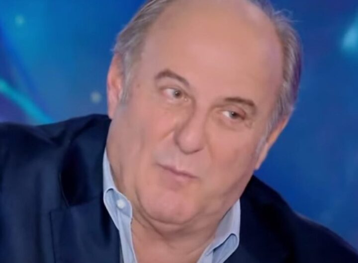 Gerry Scotti commosso