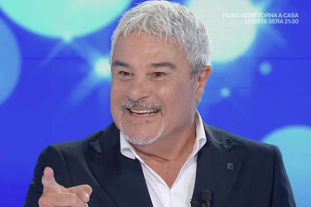 La figura di Pino Insegno è finita spesso sotto i riflettori anche per il suo legame con la politica, in particolare con Giorgia Meloni