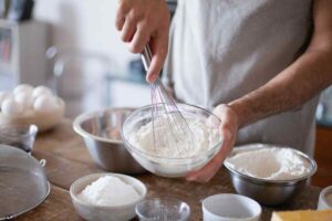 Bicarbonato, non solo in cucina: 50 utilizzi sorprendenti che ti faranno risparmiare, tutti i dettagli