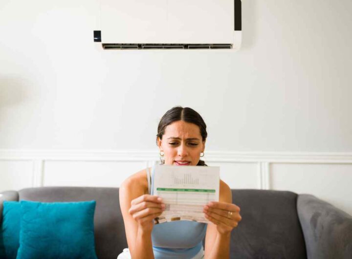 Bolletta della luce, meglio il prezzo fisso o variabile? Non sbagliare, i dettagli