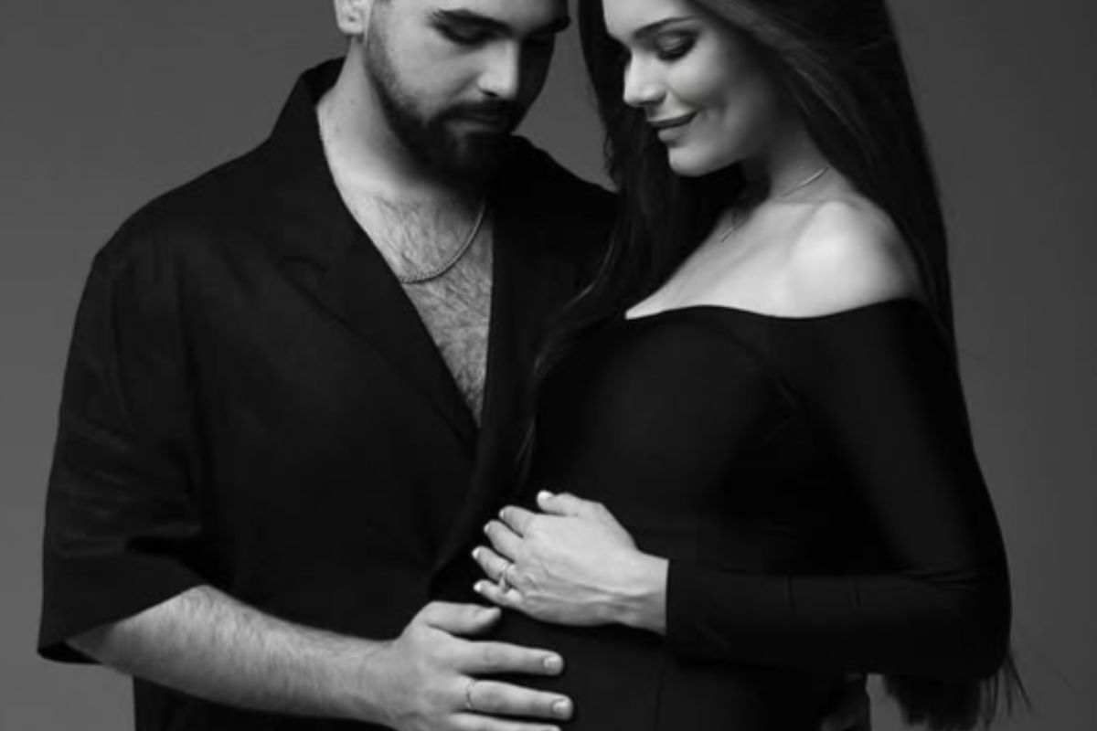 il volo: ignazio e la moglie annuciano l'arrivo di gabriele il loro primo figlio
