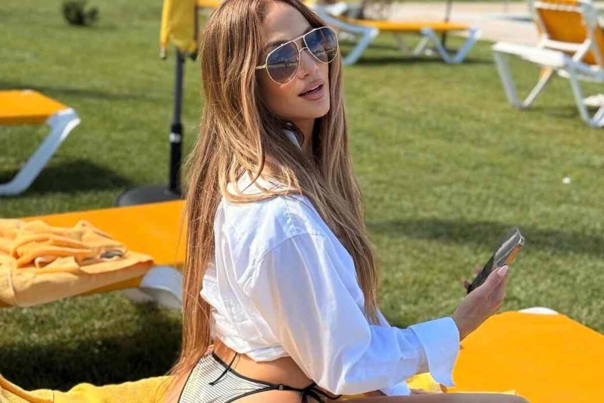 Altro che 56 anni! La dieta per avere un fisico come quello di Jennifer Lopez