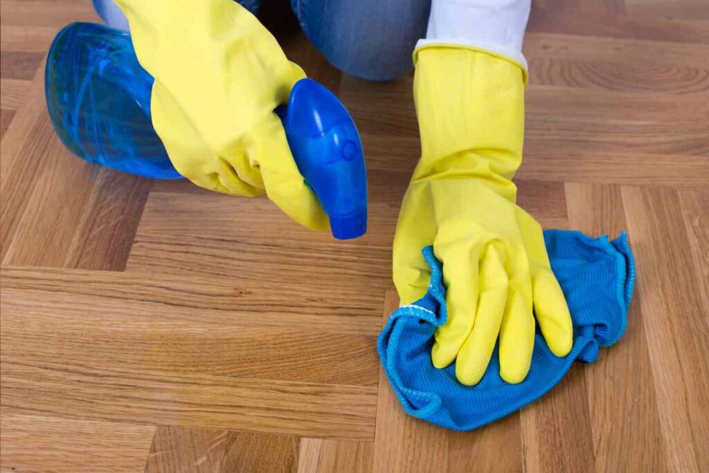così lavi il parquet