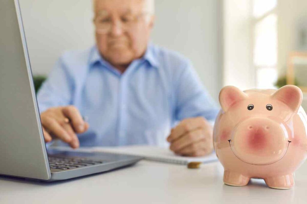 Pensione a rischio per contributi insufficienti, tutti i dettagli