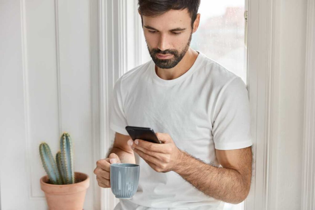 Attenzine ai social