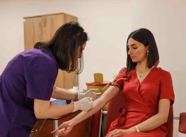 Il test del sangue che predice il futuro: i medici non lo conoscono, tutti i dettagli