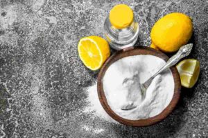 Bicarbonato, olio e limone: i rimedi casalinghi che sorprendono, tutti i dettagli