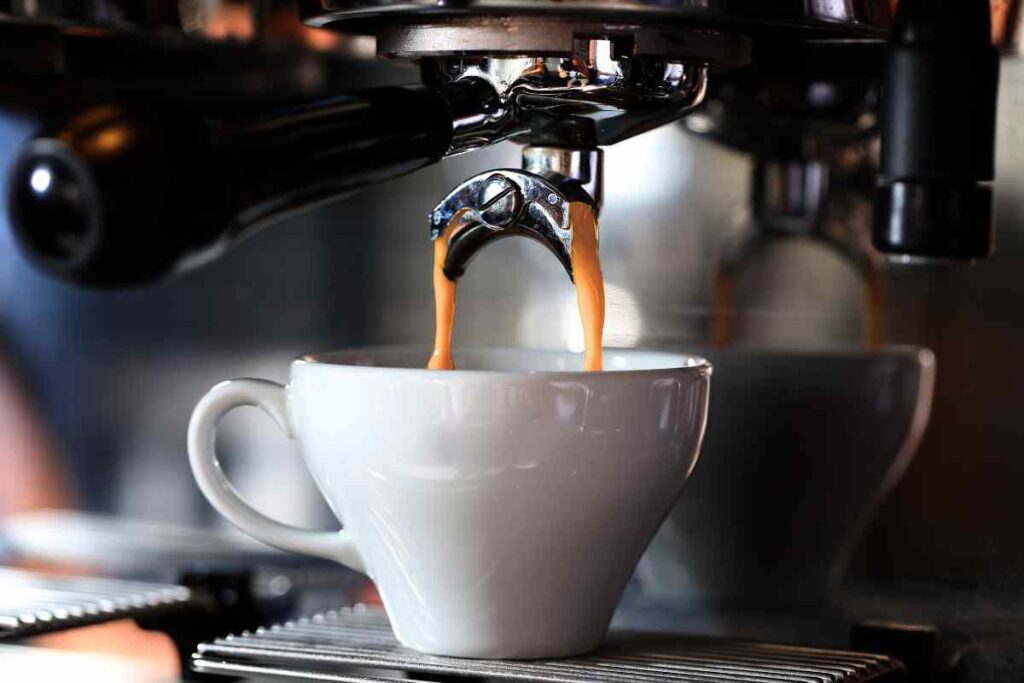 Il segreto del caffè della nonna, ecco cosa succede se lo metti in frigo, tutti i dettagli