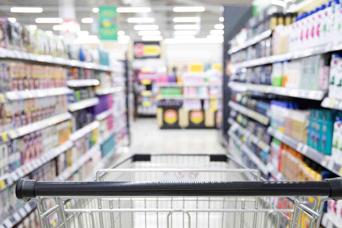 Supermercati, solo qui risparmi fino a 3.700€ all’anno